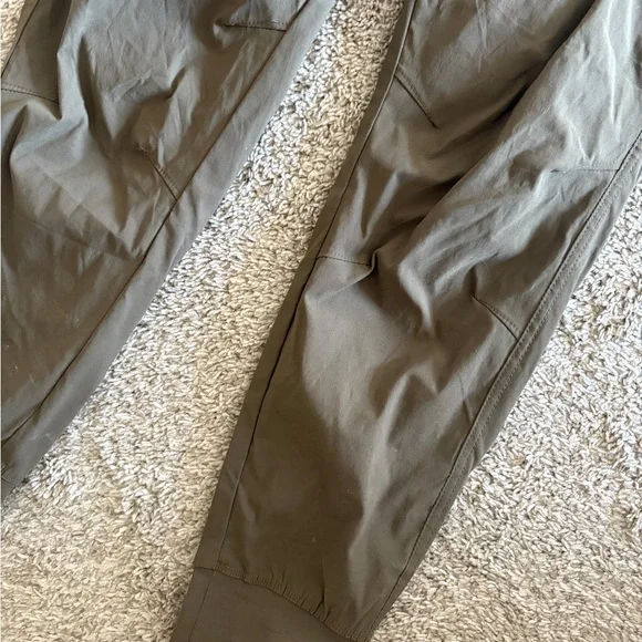 Eddie Bauer Jogger / Outdoor Pants - Picture 9 of 11